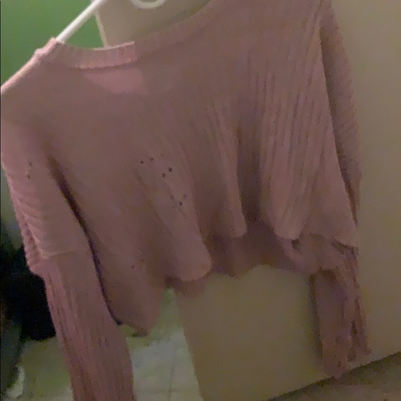 Rue21 Tops - Pink cropped sweater